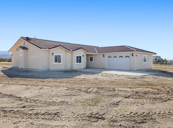 10824 E Avenue S, Littlerock, CA 93543
