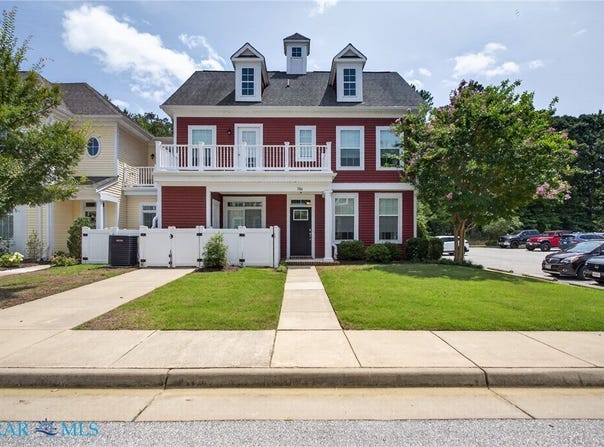 706 Promenade Lane, Williamsburg, VA 23185