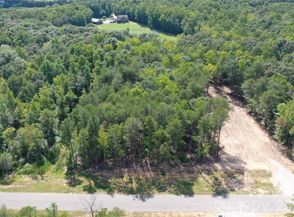 3191 Meadowcrest Drive, Clover, SC 29710