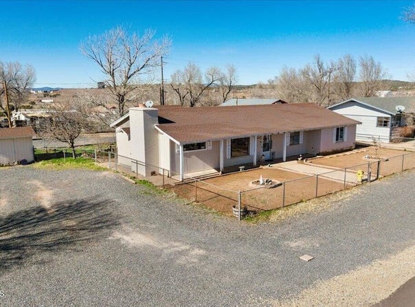 46812 8th Street, Ash Fork, AZ 86320