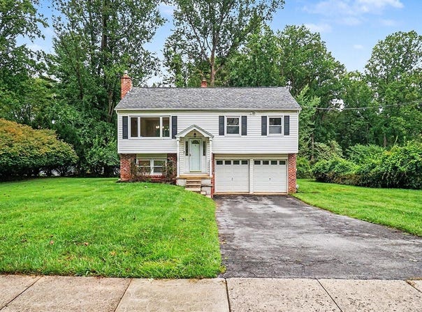 314 COLONIAL Drive, EXTON, PA 19341