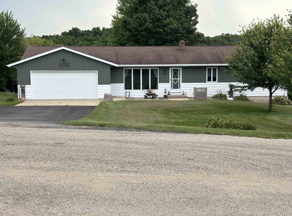 W6791 Pond View Road, Monroe, WI 53566-9999