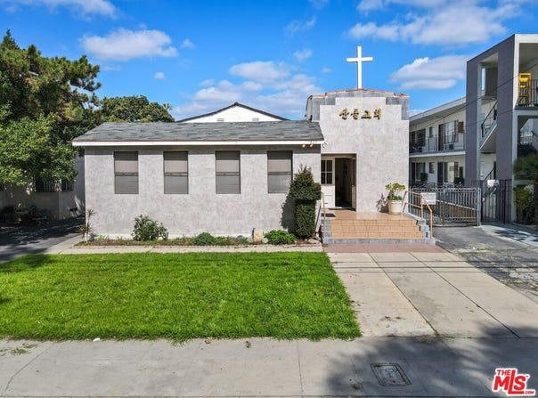317 W Palmer Ave, Glendale, CA 91204