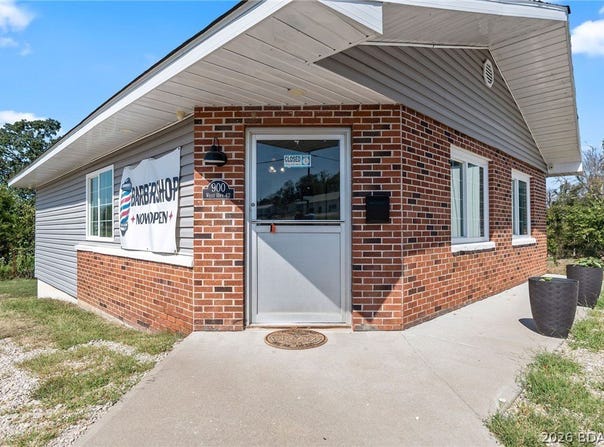 900 Hwy 42, Iberia, MO 65486