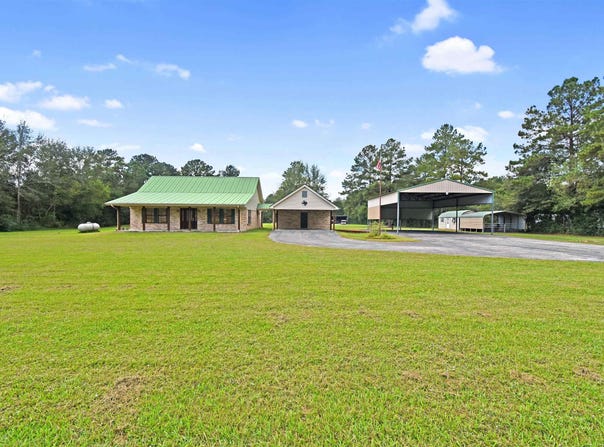 3637 Brownlea Rd, Silsbee, TX 77656