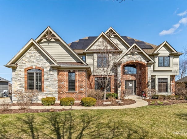 3680 Broadleaf Avenue, Elgin, IL 60124