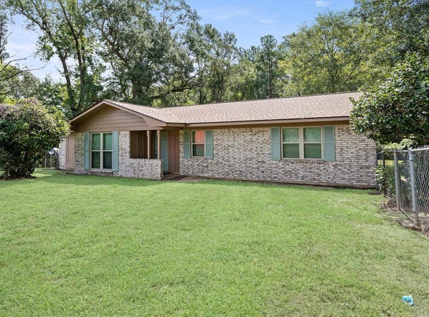 42765 US Highway 96, Evadale, TX 77615