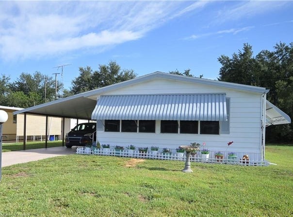 1950 Robin Court, Sebring, FL 33870