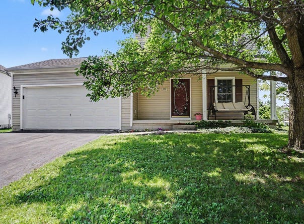 377 Cobblestone Drive, Delaware, OH 43015