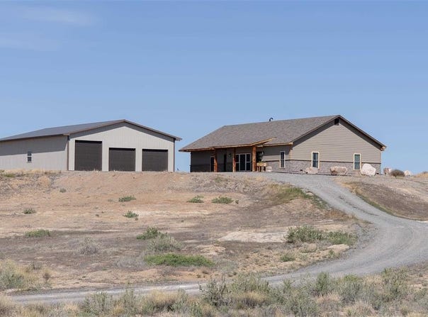 1909 Lane 39 1/2, Basin, WY 82410