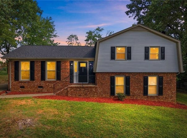 2404 Dulaire Road, Greensboro, NC 27407