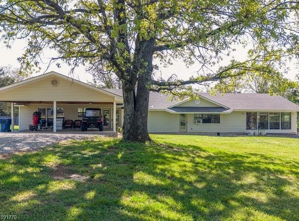 13094 Highway 348, Mountainburg, AR 72946