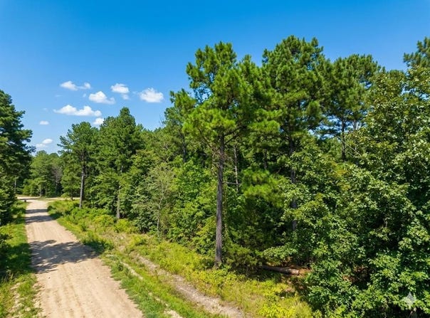 176 Xpress Lane, Hochatown, OK 74728