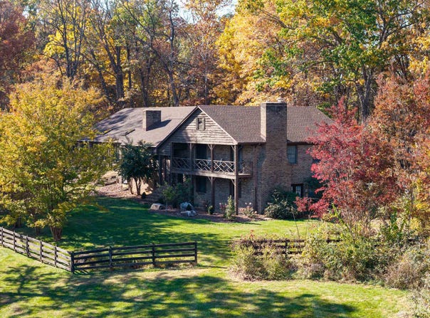96 RIDGETOP DR, WEYERS CAVE, VA 24486