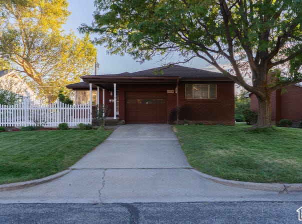 1265 HENDERSON Dr, Ogden, UT 84404