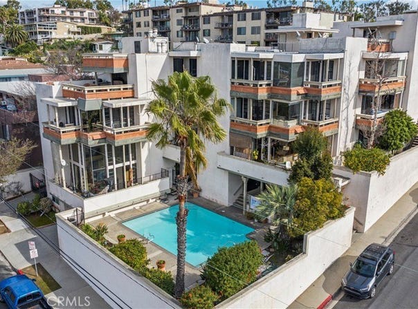 2525 E 19th Street, Signal Hill, CA 90755