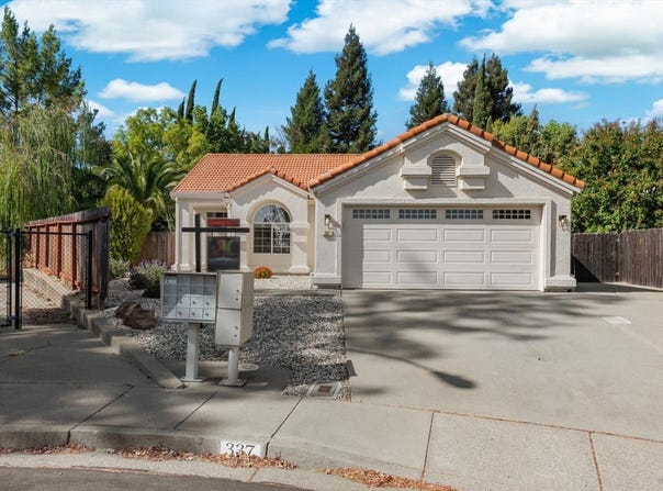 337 Sun Valley Way, Vacaville, CA 95688