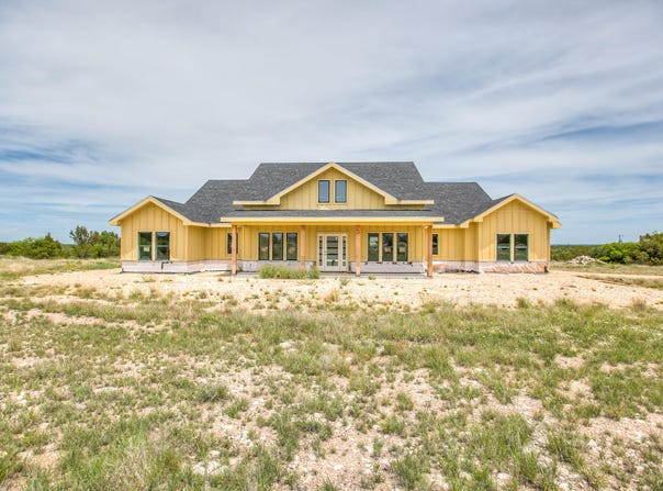 16552 Vaquero Trail, Christoval, TX 76935