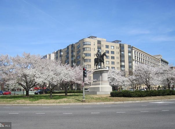 1 SCOTT Circle NW, WASHINGTON, DC 20036
