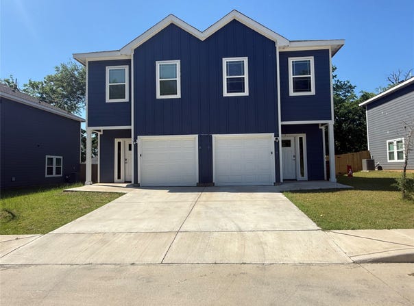 412 E 7th Street, Bonham, TX 75418