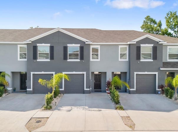 5052 CAPTAIN DAVIS Drive, WIMAUMA, FL 33598