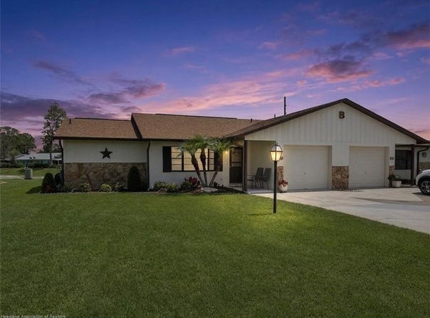 3728 Sunbird Circle, Sebring, FL 33872
