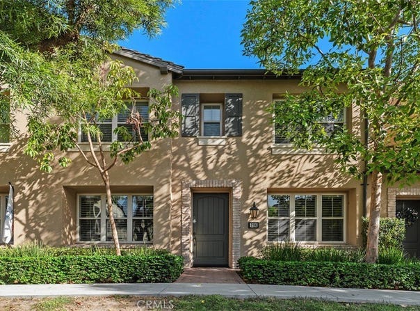 204 Overbrook, Irvine, CA 92620