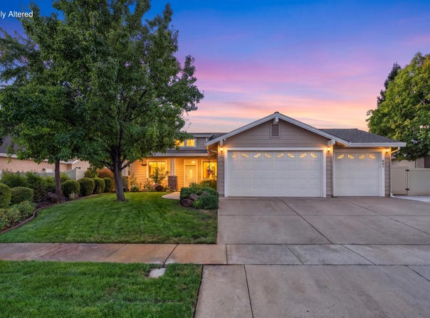 931 Leisha Lane, Redding, CA 96001