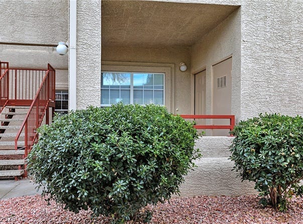 520 Arrowhead Trail, Henderson, NV 89015