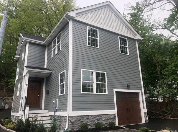 105 Liberty Avenue, Port Jefferson, NY 11777