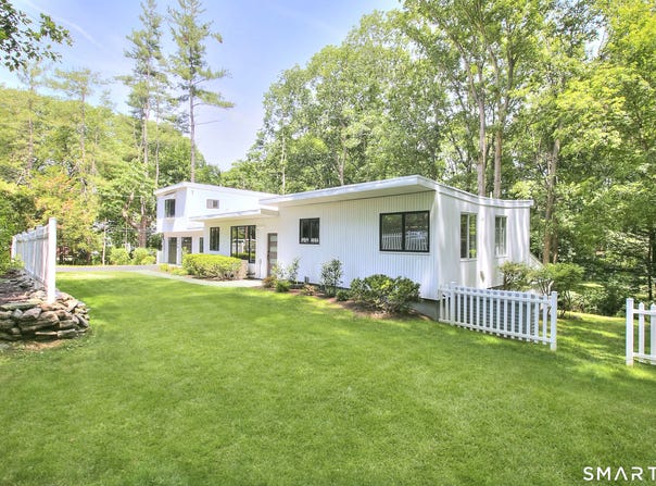 128 Linley Drive, Fairfield, CT 06825