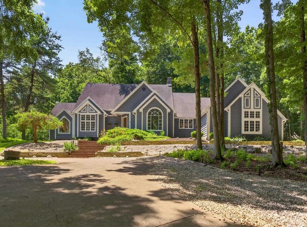 6725 Post Road, Fort Wayne, IN 46814-9409