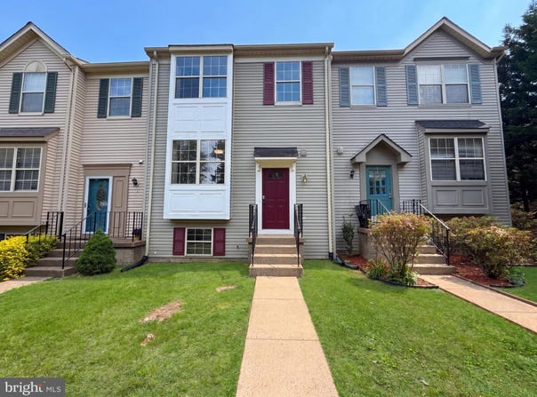 8641 CENTERTON Lane, MANASSAS, VA 20111