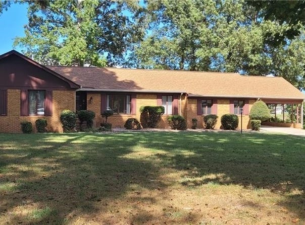 5856 Bernhowe Manor Lane, Suffolk, VA 23435