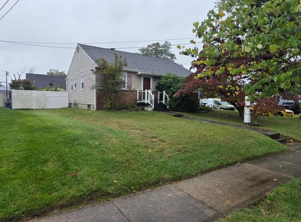 720 HARRISON Avenue, MAGNOLIA, NJ 08049