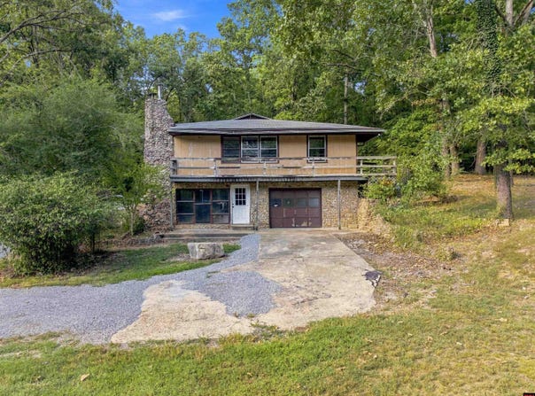 542 CAPEWOOD LANE, Midway, AR 72651