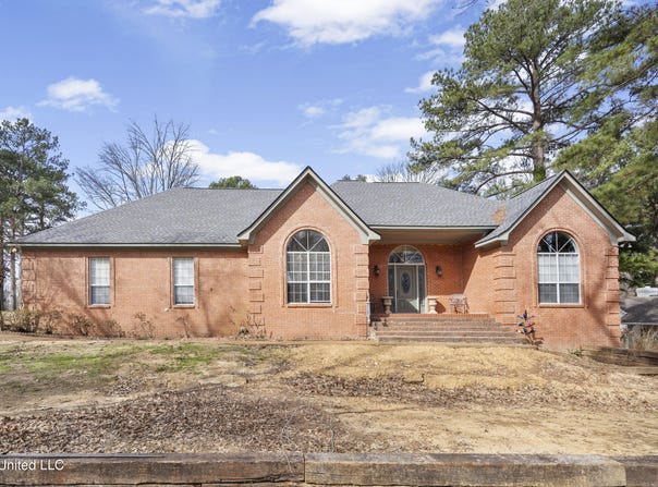 124 Gwen Road, Senatobia, MS 38668