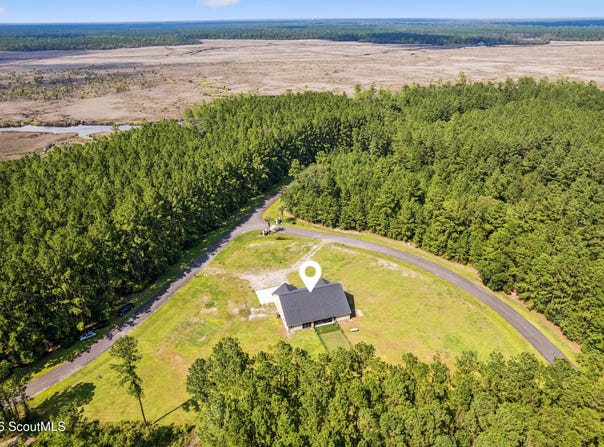 92 La Mare, Waverly, GA 31565