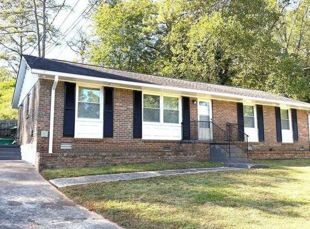1487 Colony E Circle, Stone Mountain, GA 30083