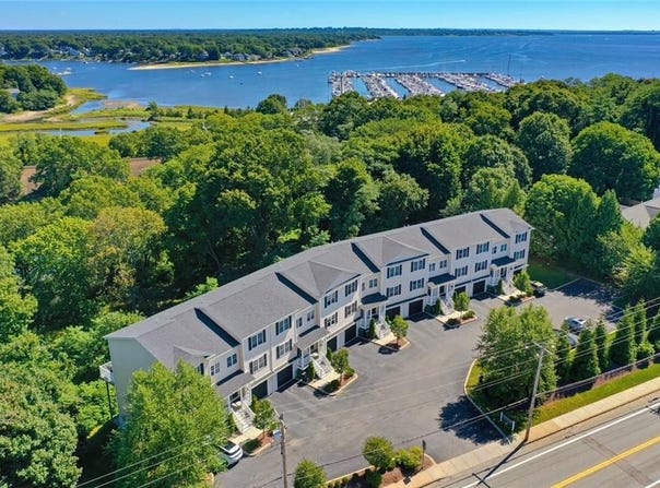 3800 Post Road, Warwick, RI 02886