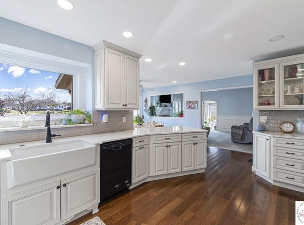 1708 S Nicklaus Drive, Clinton, MO 64735