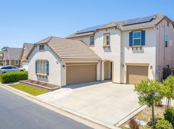 3727 Chessa Lane, Clovis, CA 93619