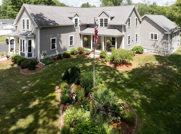 18 Plain St, Franklin, MA 02038