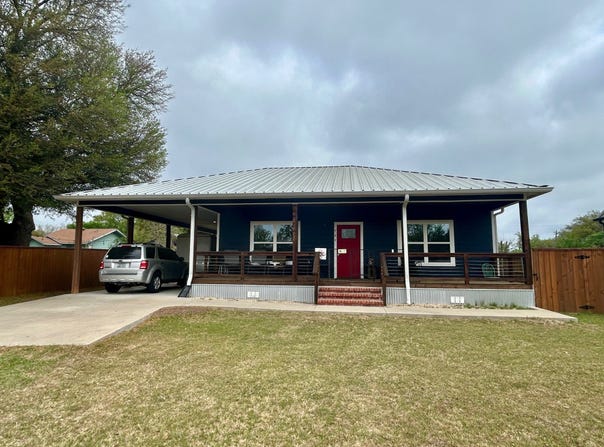 727 E Liberty, Mexia, TX 76667