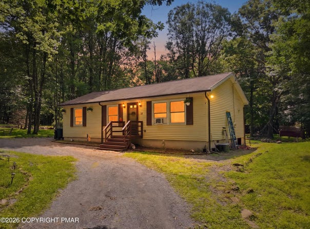 12 Highpoint Drive, Albrightsville, PA 18210