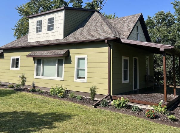 220 E 8th Street, Platte, SD 57369