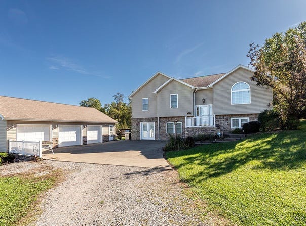 115 Maple Hill Lane, South Union Twp, PA 15401