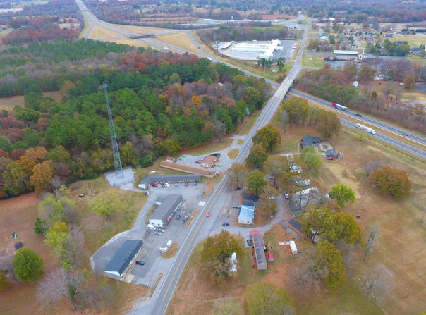 6745 Benton Road, Paducah, KY 42003