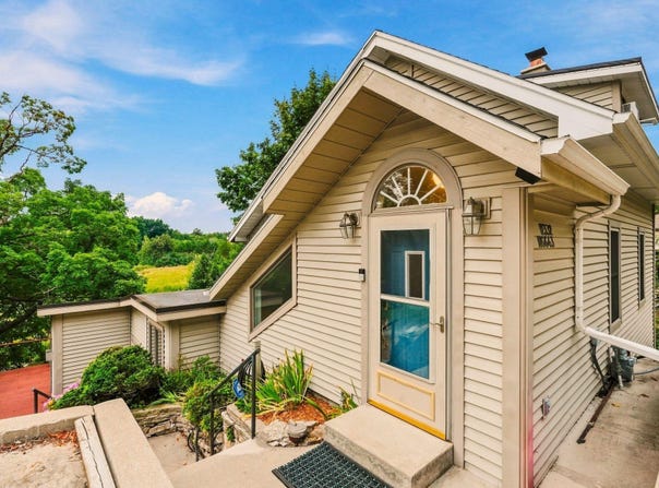 W332N6643 County Road C, Nashotah, WI 53058