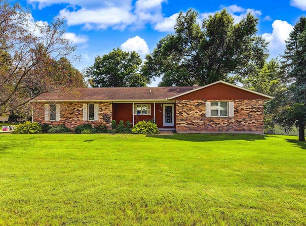 407 North Avenue, WARREN, IL 61087